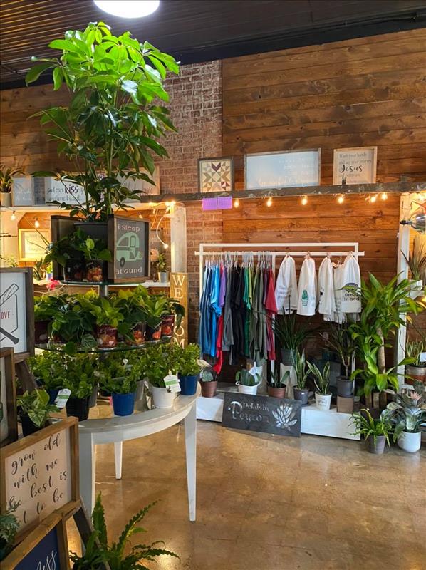 Petals By Peyton La Salle, IL